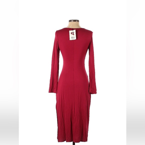 New with Tags - red 3/4 sleeve - Picture 2 of 3